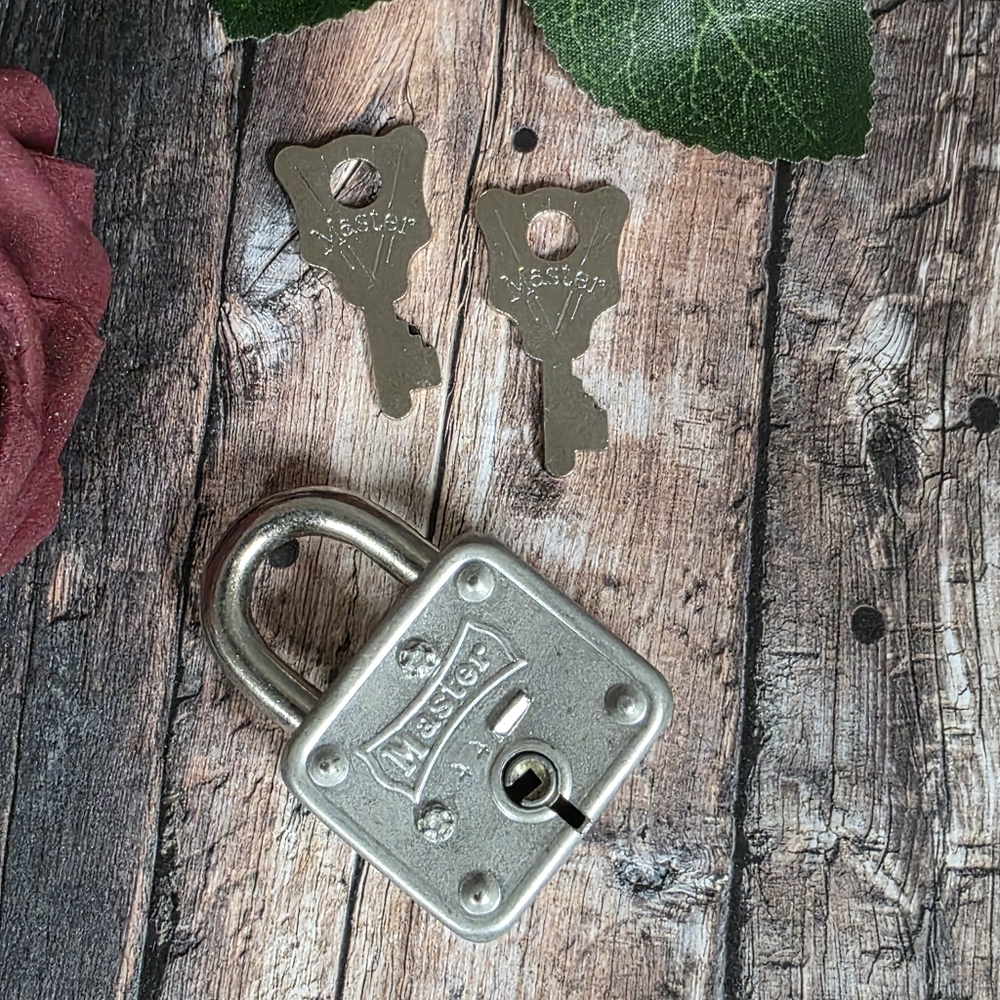 Vintage Master Lock with Keys, No. 44 Silver Color